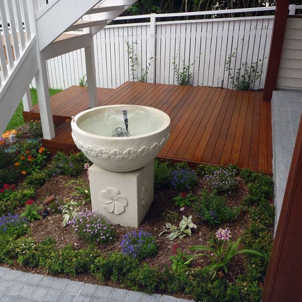 Water-feature-deck